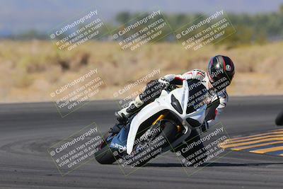 media/Nov-06-2023-Moto Forza (Mon) [[ce023d0744]]/3-Intermediate Group/Session 3 (Turn 16)/